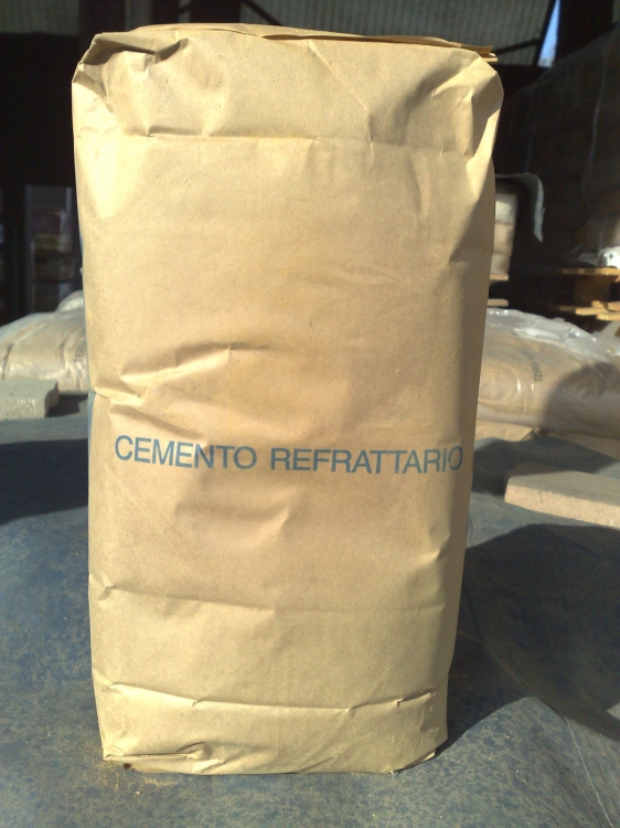 cemento-refrattario-sacco-da-kg-10-e-kg-25-la-refrattaria